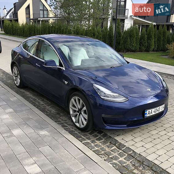 Tesla Model 3 2018