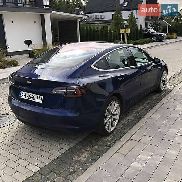 Tesla Model 3 2018