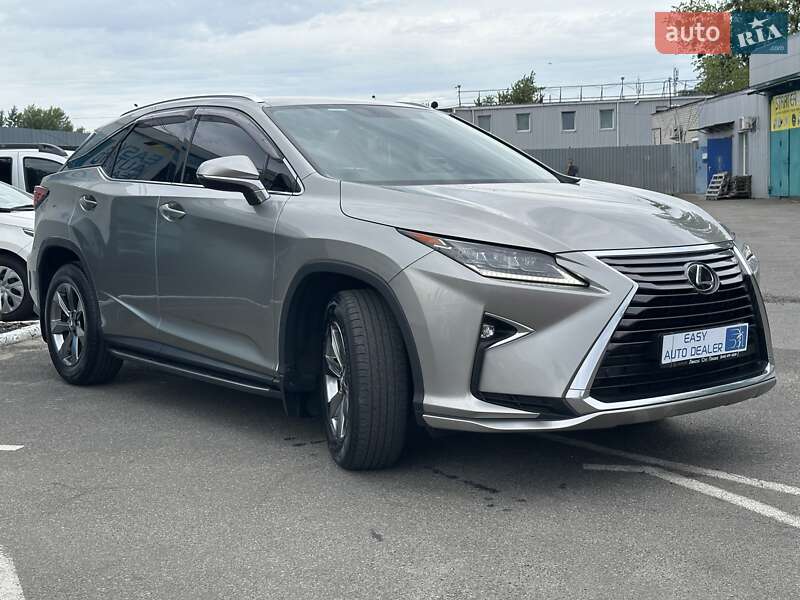 Lexus-4
