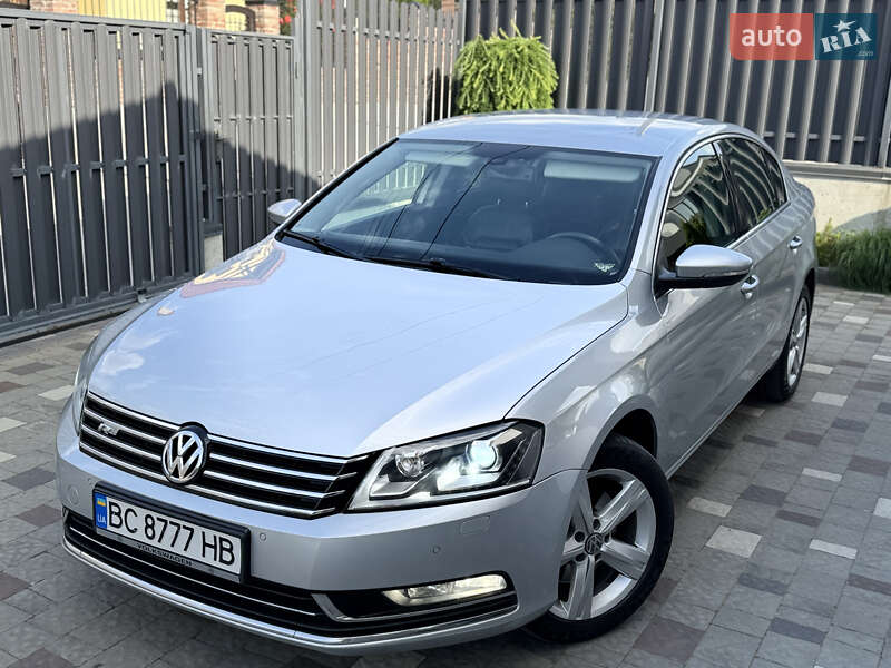Volkswagen Passat 2011