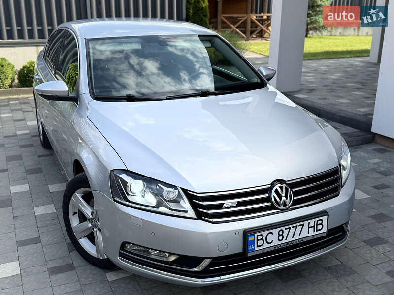 Volkswagen Passat 2011