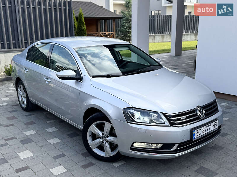 Volkswagen Passat 2011