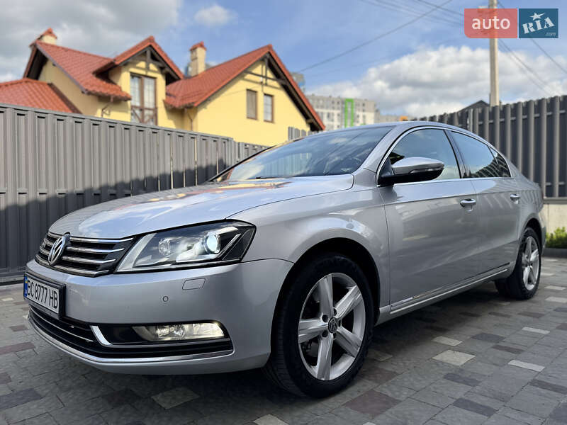 Volkswagen Passat 2011