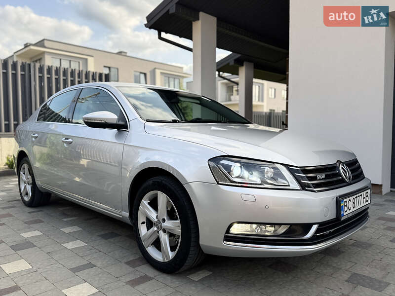 Volkswagen Passat 2011