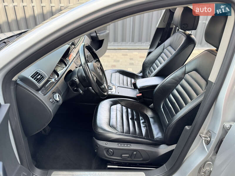 Volkswagen Passat 2011