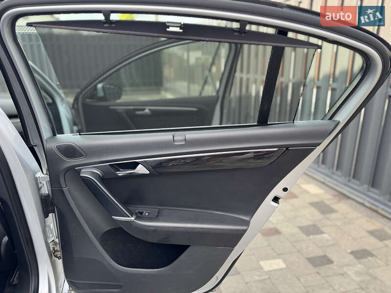 Volkswagen Passat 2011