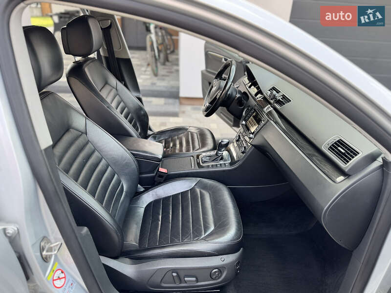 Volkswagen Passat 2011