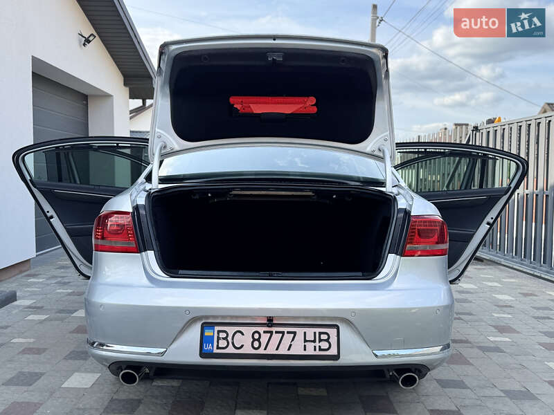 Volkswagen Passat 2011