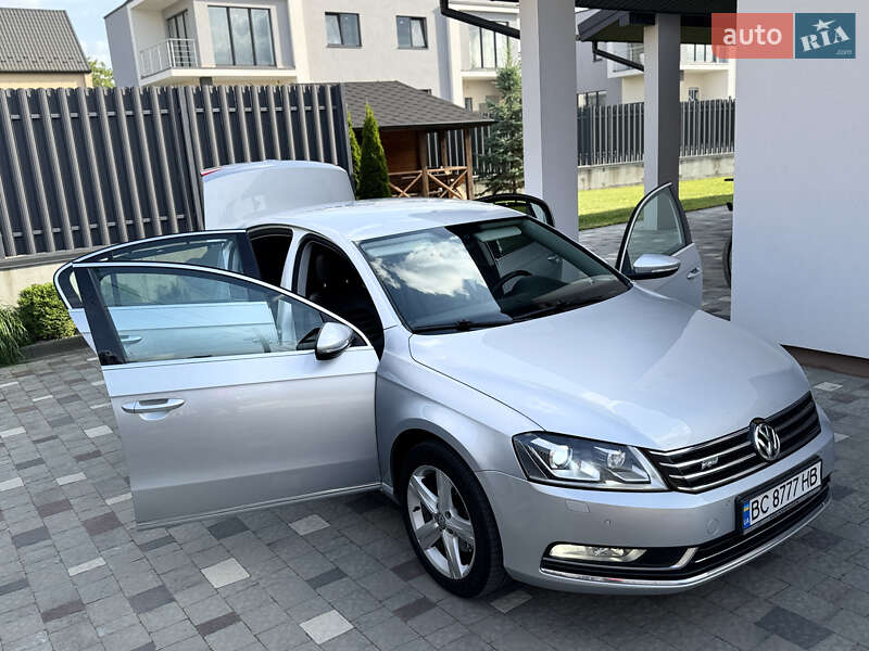 Volkswagen Passat 2011
