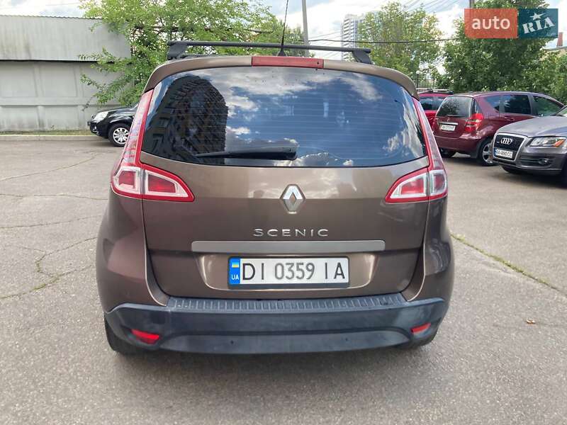 Renault Scenic 2011