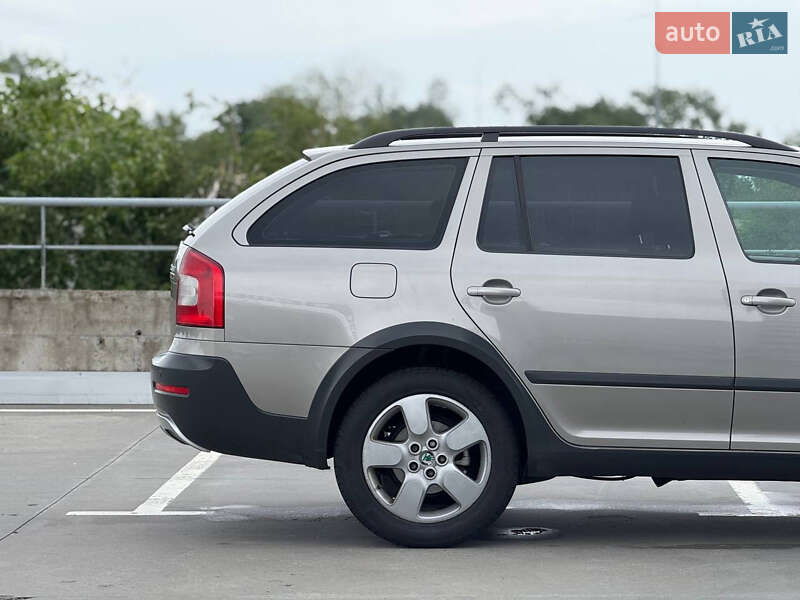 Skoda Octavia Scout 2012