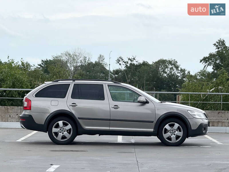 Skoda Octavia Scout 2012