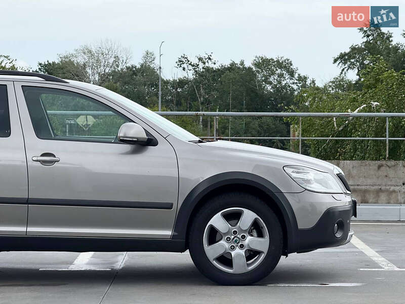 Skoda Octavia Scout 2012