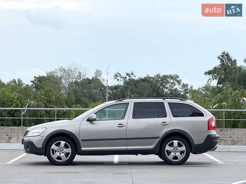 Skoda Octavia Scout 2012