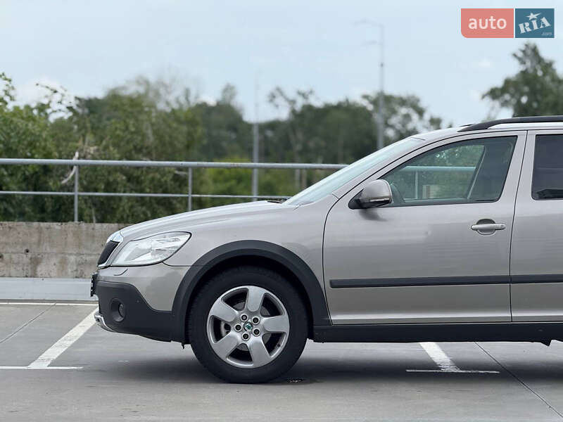 Skoda Octavia Scout 2012