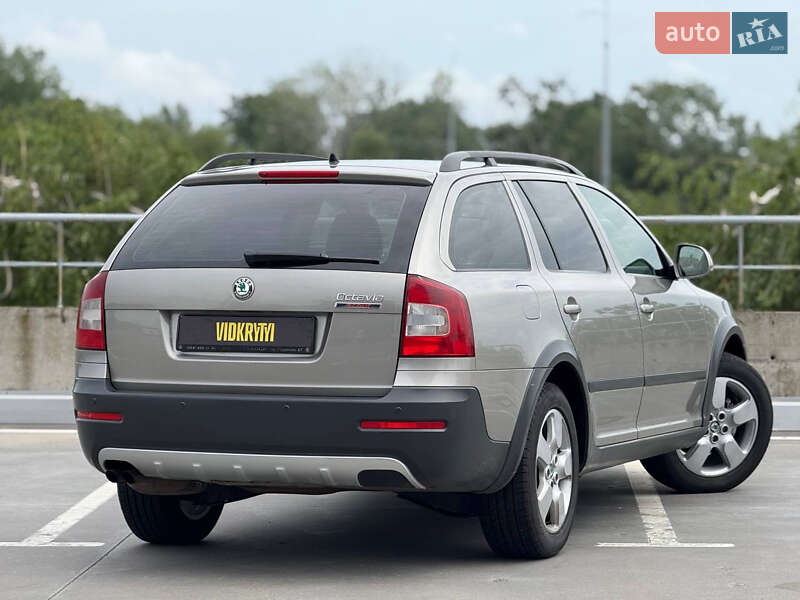 Skoda Octavia Scout 2012