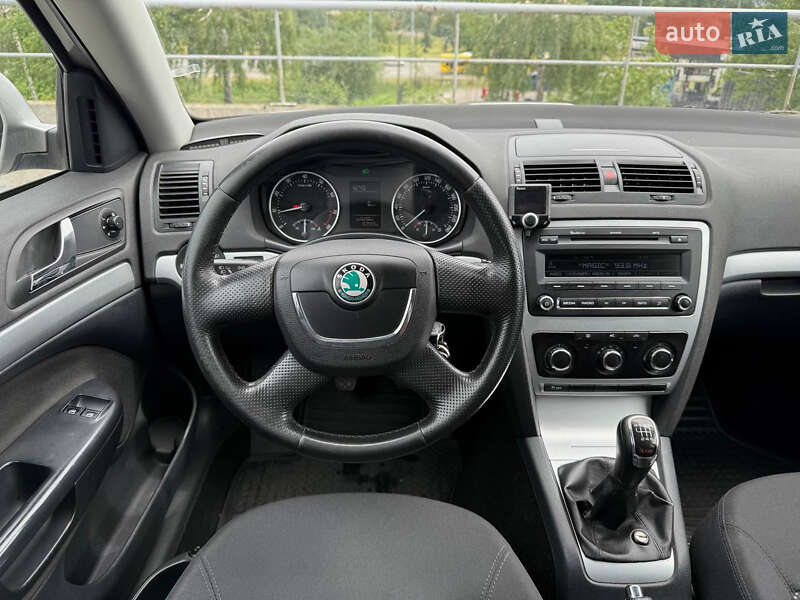 Skoda Octavia Scout 2012