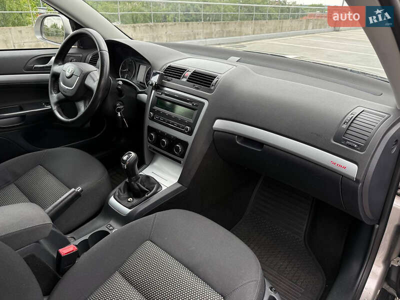 Skoda Octavia Scout 2012