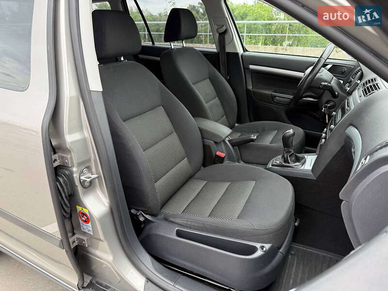 Skoda Octavia Scout 2012