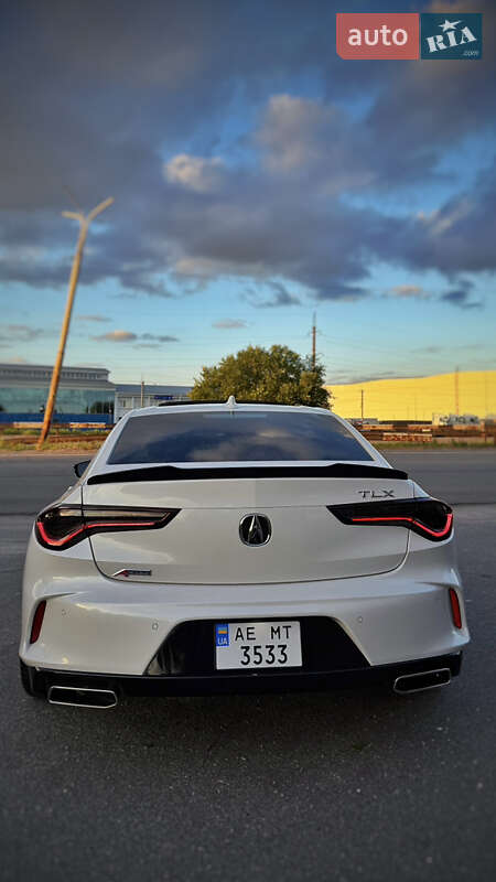 Acura TLX 2020