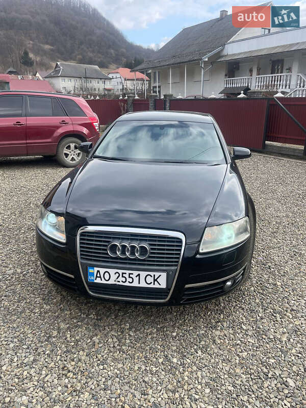 Audi-0
