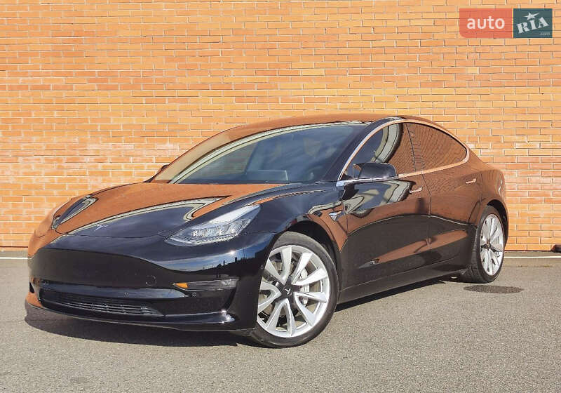 Tesla Model 3 2019