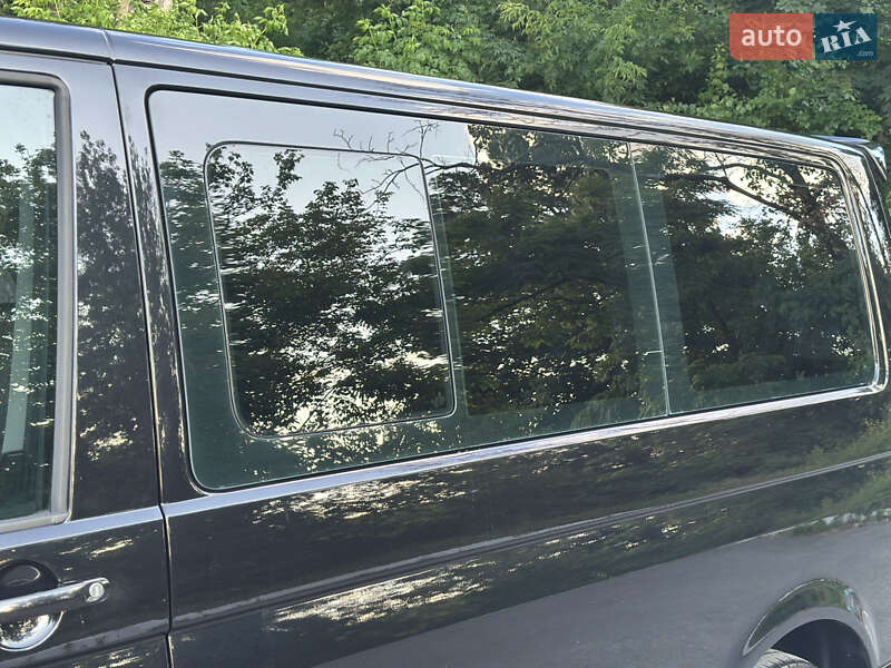 Volkswagen Caravelle 2016