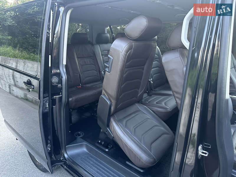 Volkswagen Caravelle 2016