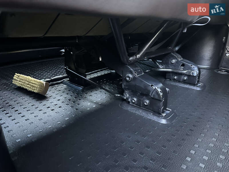 Volkswagen Caravelle 2016