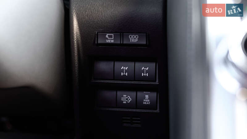 Toyota Land Cruiser 2023