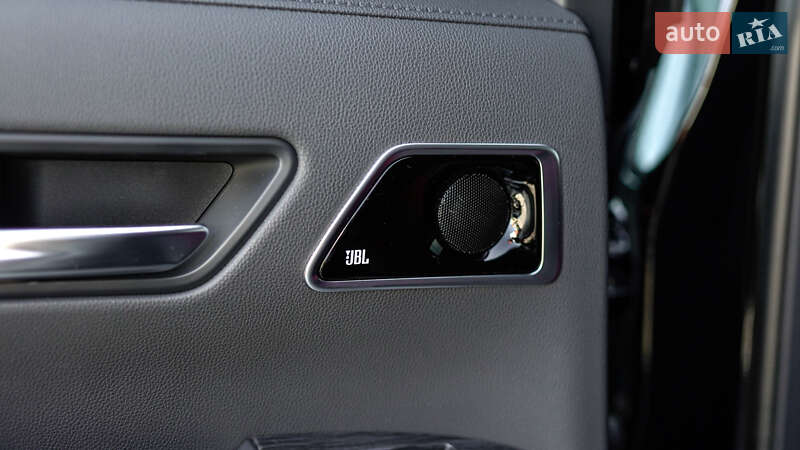 Toyota Land Cruiser 2023