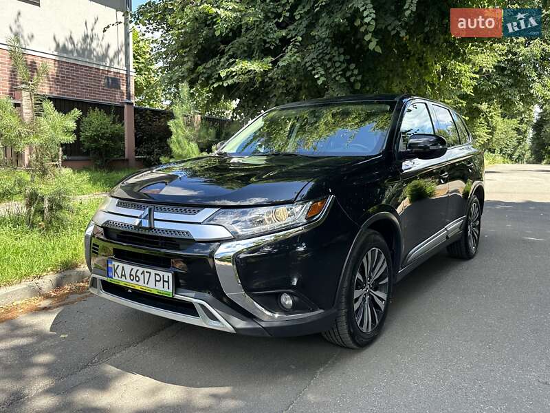 Mitsubishi Outlander 2019