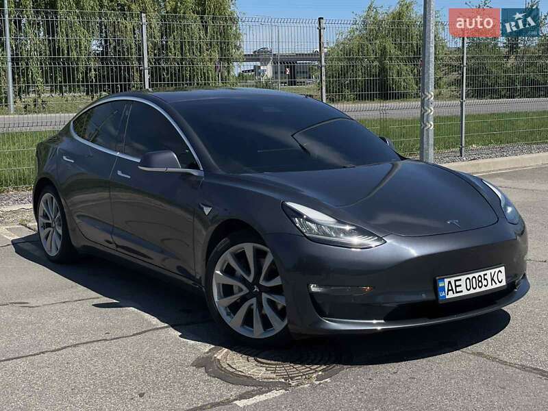 Tesla-1