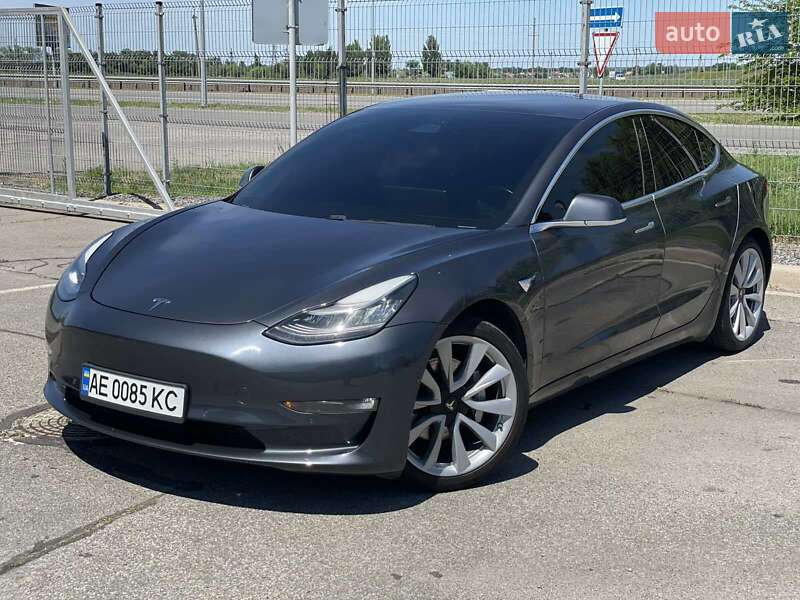 Tesla-4