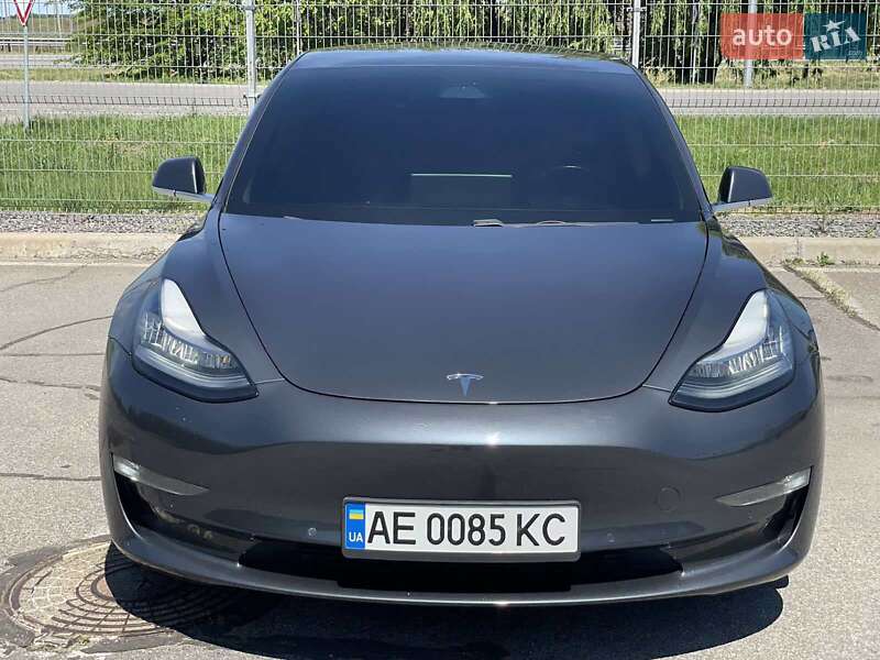 Tesla-5
