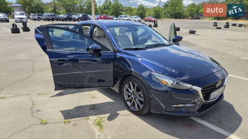 Mazda 3 2018