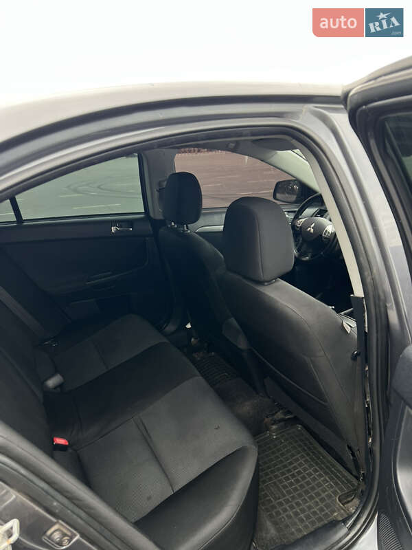 Mitsubishi Lancer 2007