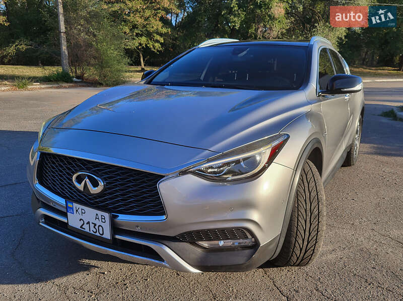 Infiniti-4