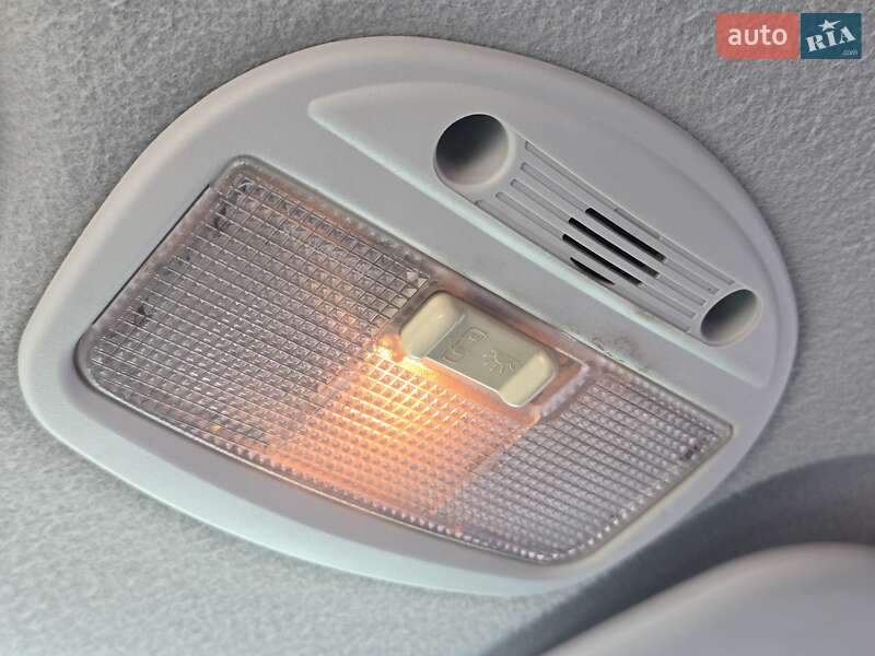 ВАЗ / Lada 2190 Granta 2015