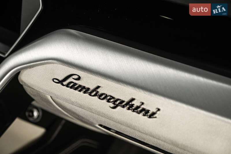 Lamborghini-29