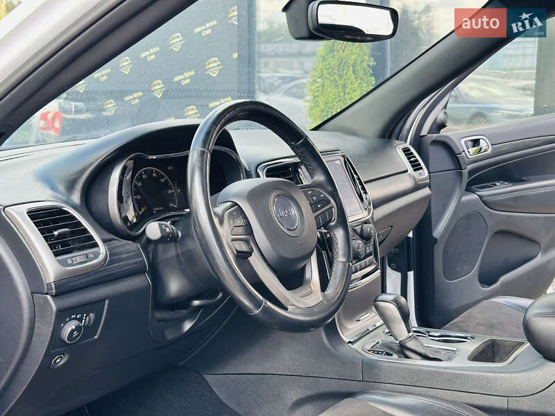 Jeep Grand Cherokee 2020