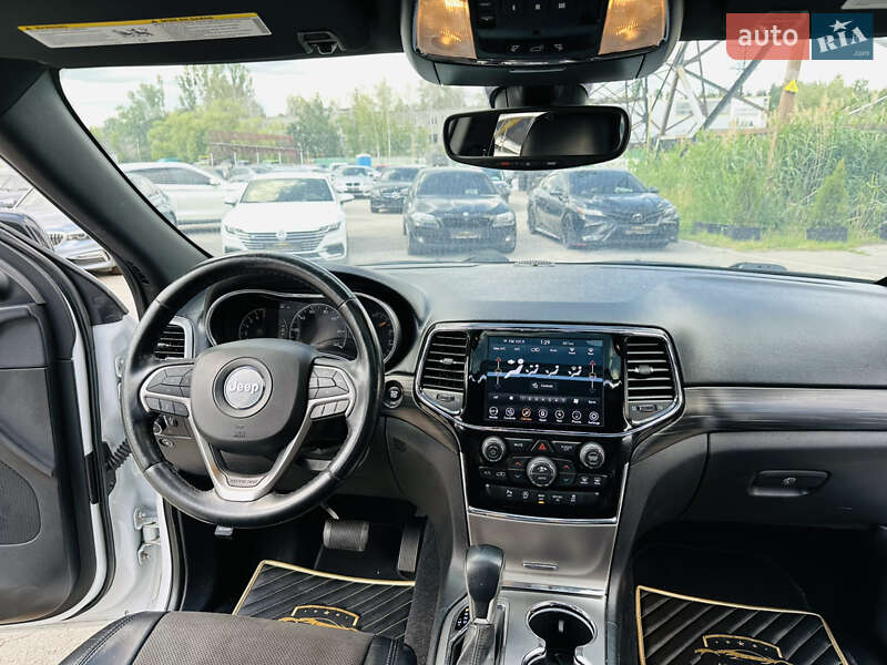 Jeep Grand Cherokee 2020