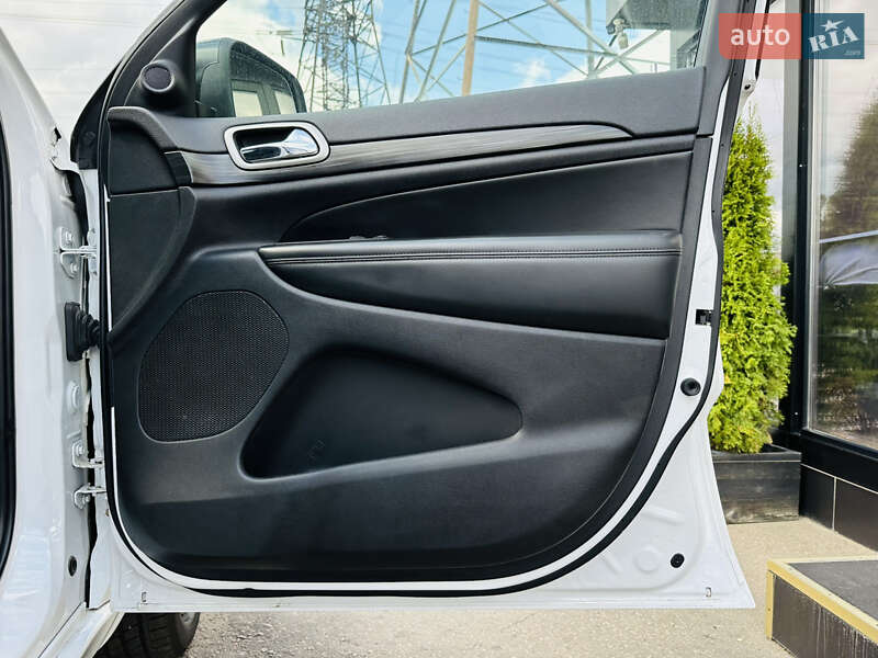 Jeep Grand Cherokee 2020