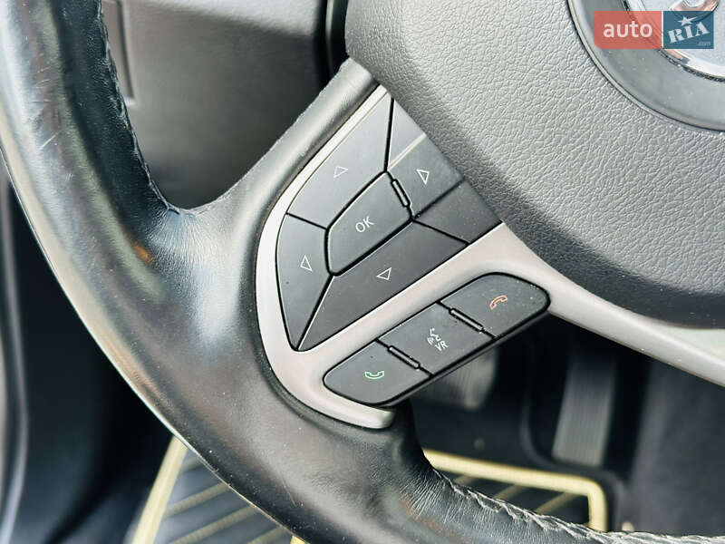 Jeep Grand Cherokee 2020