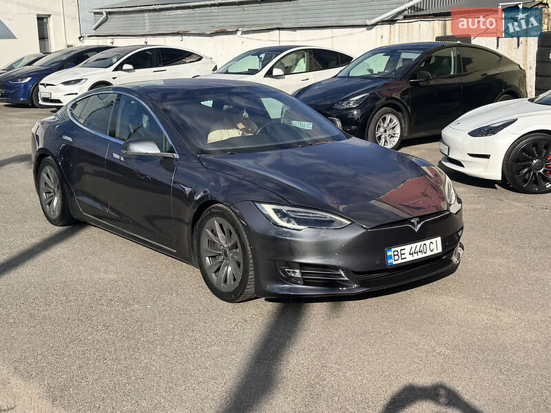 Tesla-10