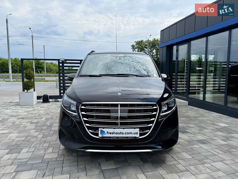 Mercedes-Benz V-Class 2025