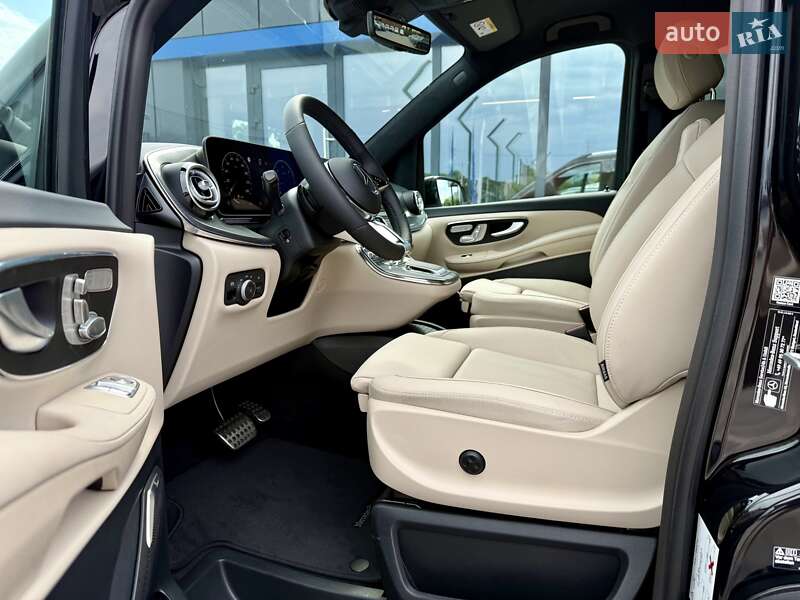 Mercedes-Benz V-Class 2025