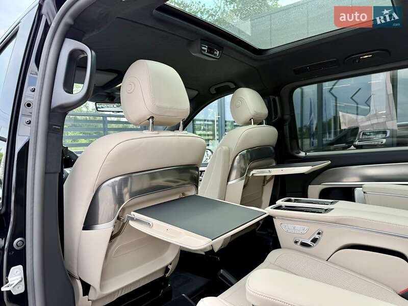 Mercedes-Benz V-Class 2025