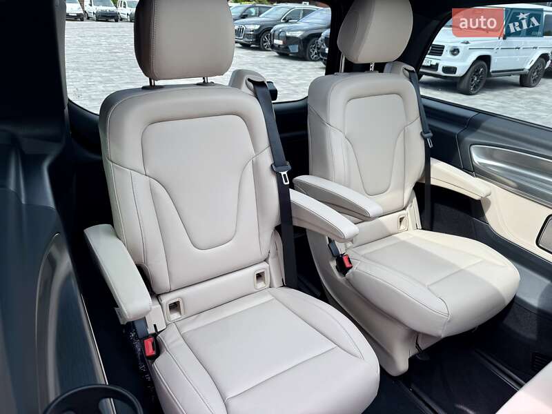 Mercedes-Benz V-Class 2025