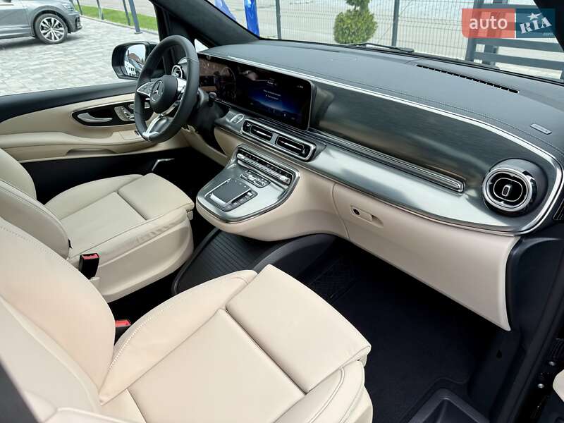 Mercedes-Benz V-Class 2025